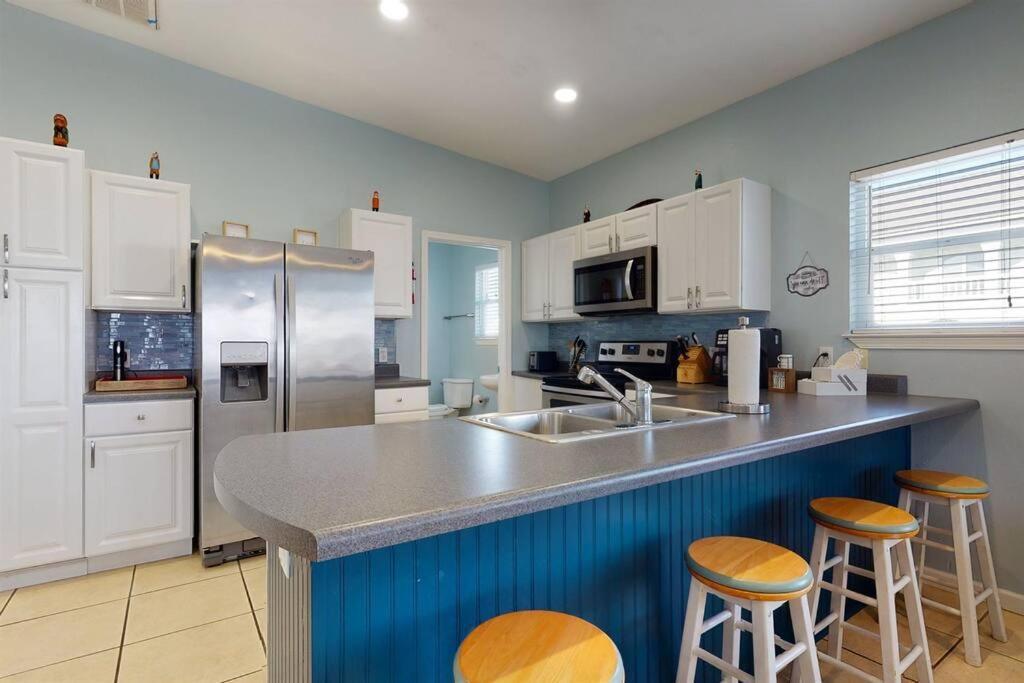 Eye-Catching Property W/ Picturesque Coastal Views Gulf Shores Εξωτερικό φωτογραφία